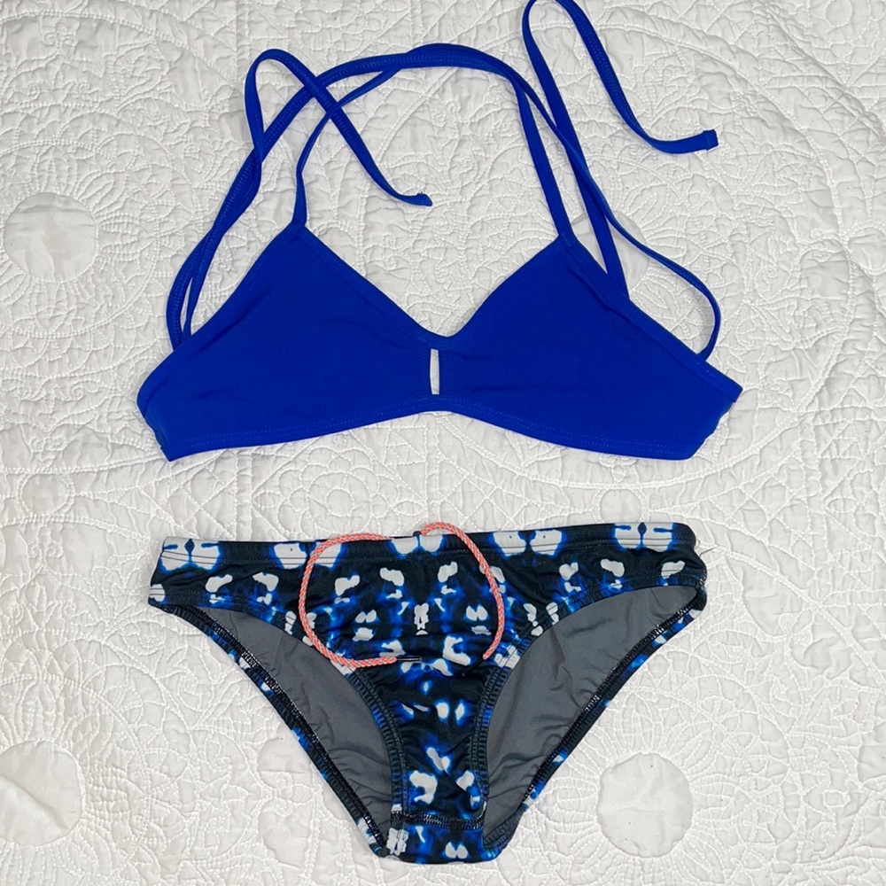 JOLYN BIKINI